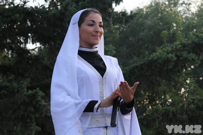 Сколько мы им платим